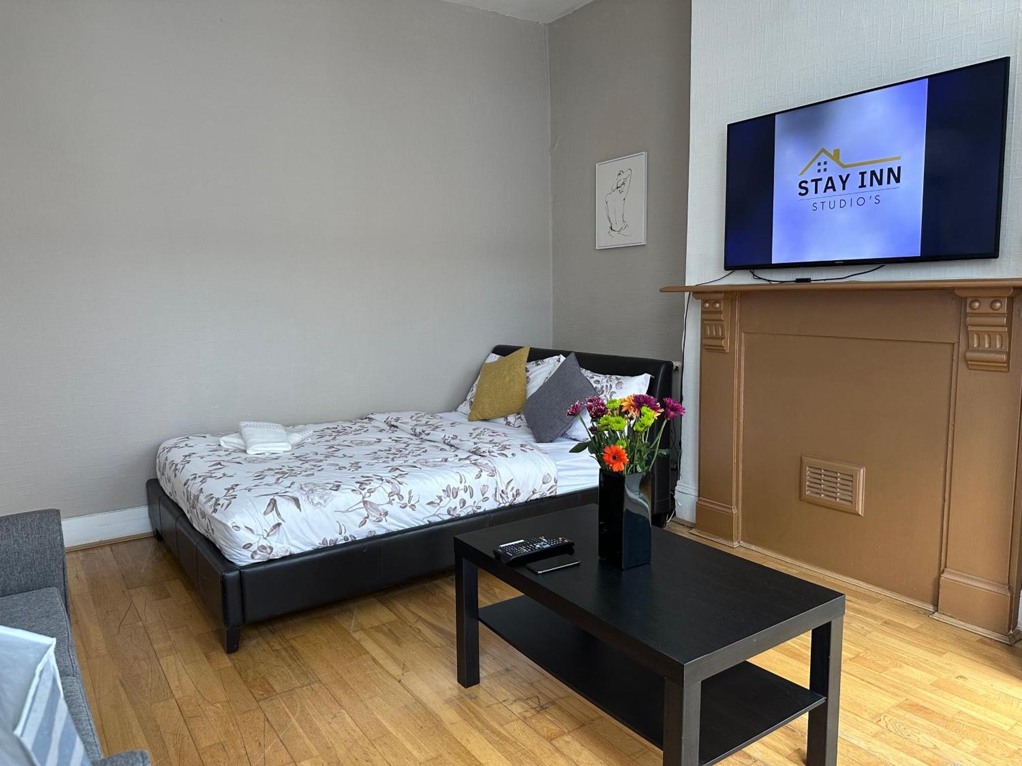 Stay Inn Studio'S Londra Exterior foto