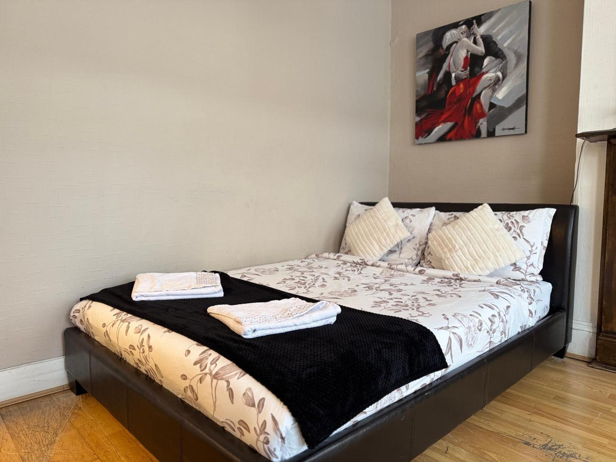 Stay Inn Studio'S Londra Exterior foto